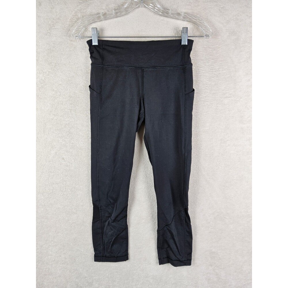 Lululemon Women’s Pocket Cropped Athletic Leggings Size 4